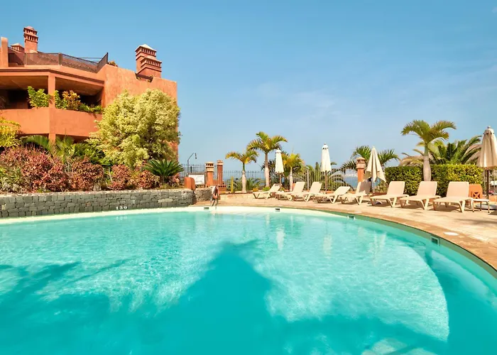 Pelicar 0-1 Sea View 2b Casa de Férias *