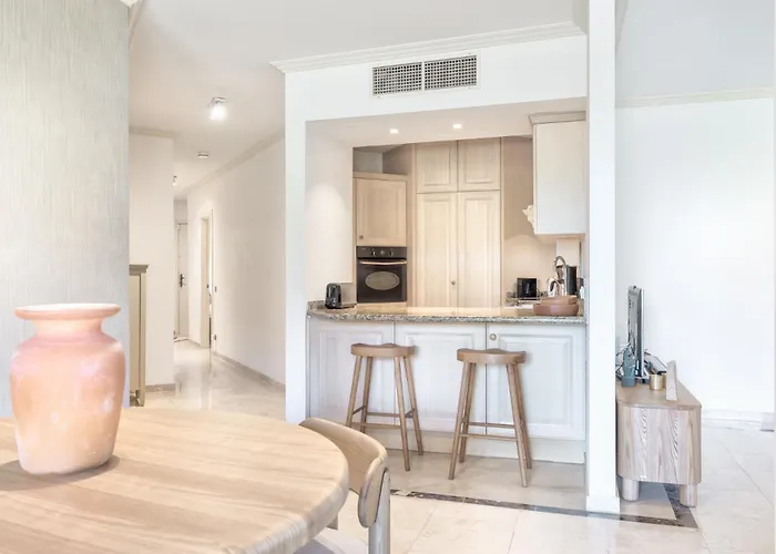 Pelicar 0-1 Sea View 2b *