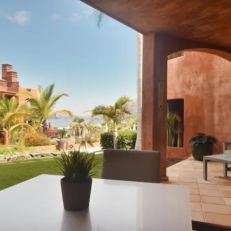 Pelicar 0-1 Sea View 2b Holiday home *