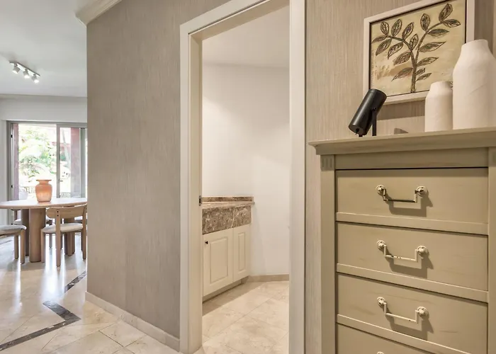 Semesterbostad Pelicar 0-1 Sea View 2b *